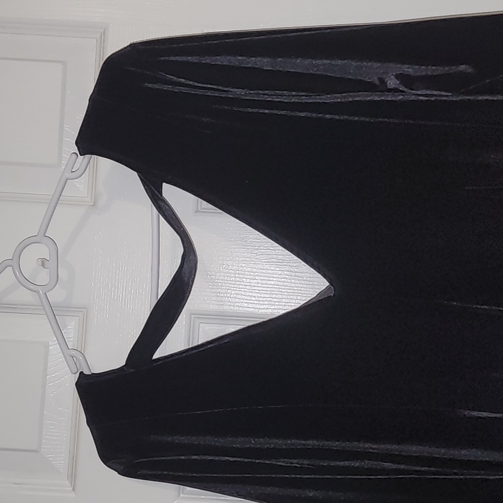 Torrid Black velvet Dress Sz 4 - Picture 5 of 9